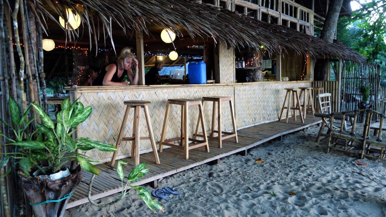 Casa Felicidad Hotel El Nido Exterior photo